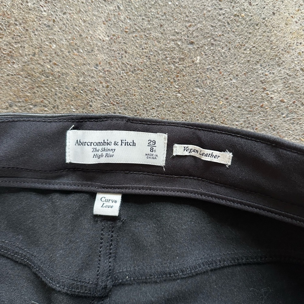 Abercrombie & Fitch Vegan Leather The Skinny High Rise Curve Love Black Sz 29|8S - Picture 9 of 10